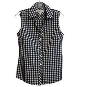 Foxcroft Heritage Navy Blue and White Gingham Sleeveless Shirt Sz 4 100% Cotton